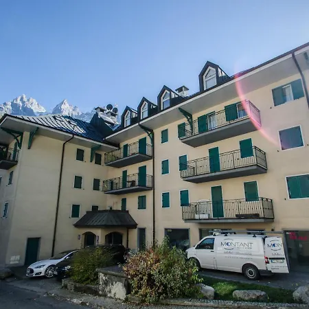 Apartman Calme En Centre-ville Avec Terrasse Et Vue Mont-blanc, - Fr-1-343-198 Chamonix